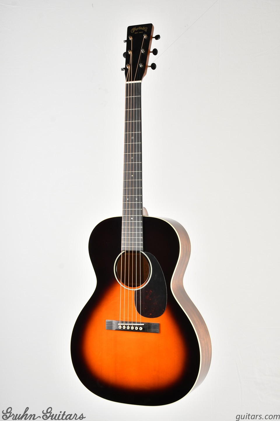 Martin CEO-7 at Gruhn Guitars