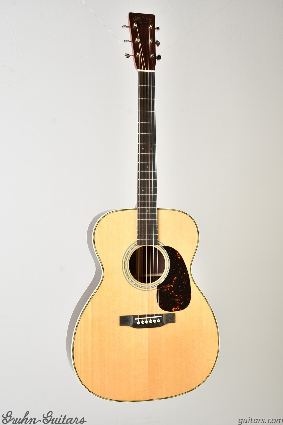 Martin M-28 at Gruhn Guitars