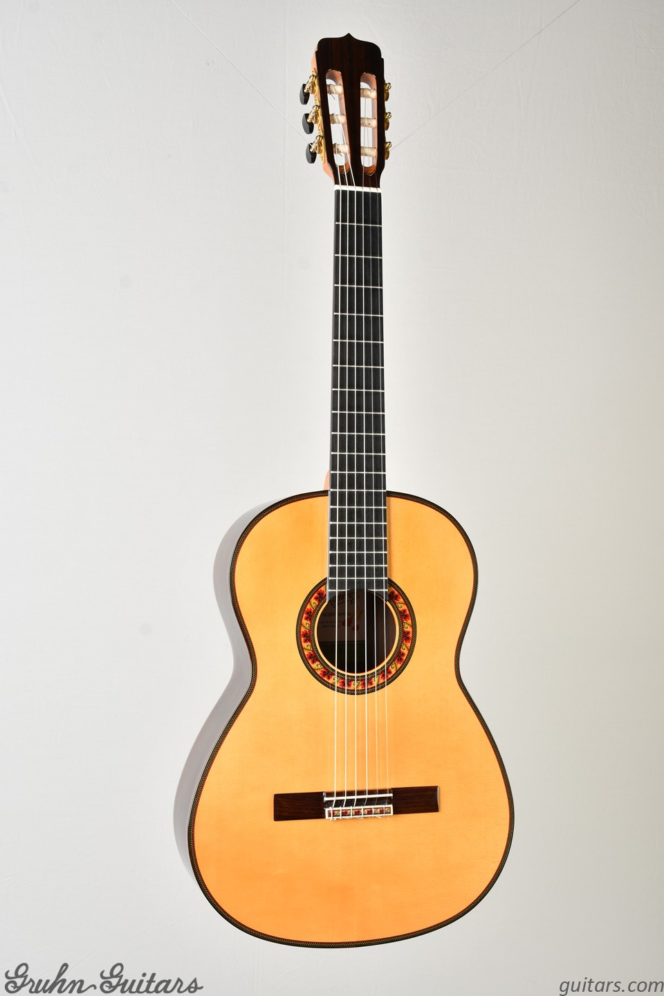 Ramirez Guitarra del Tiempo Spruce at Gruhn Guitars