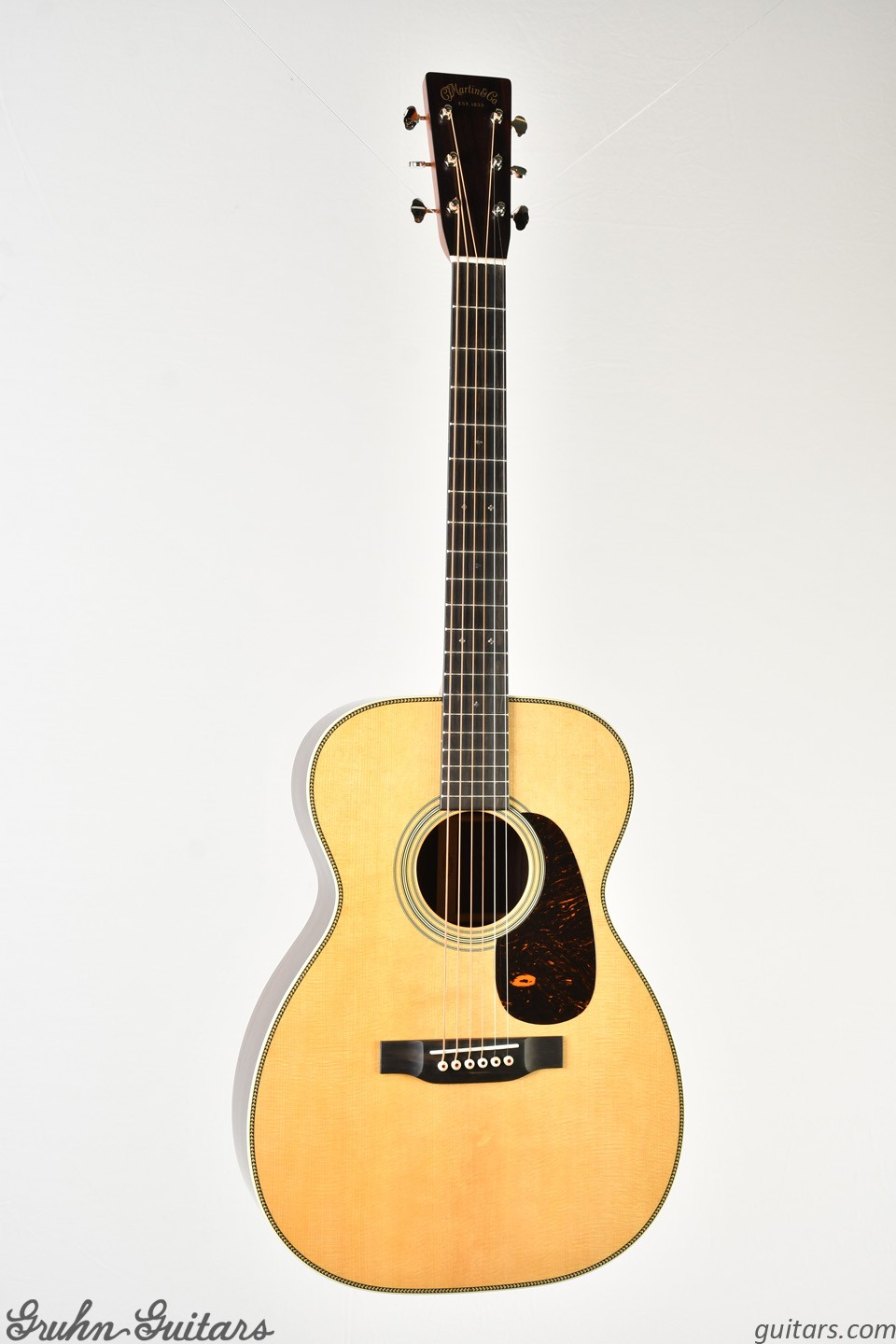 Martin 00-28 at Gruhn Guitars