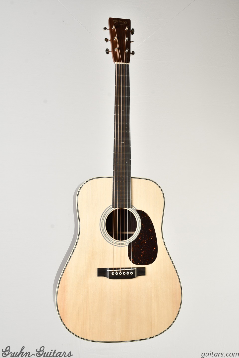 Martin Custom Shop D-28 Custom Authentic 1937 at Gruhn Guitars
