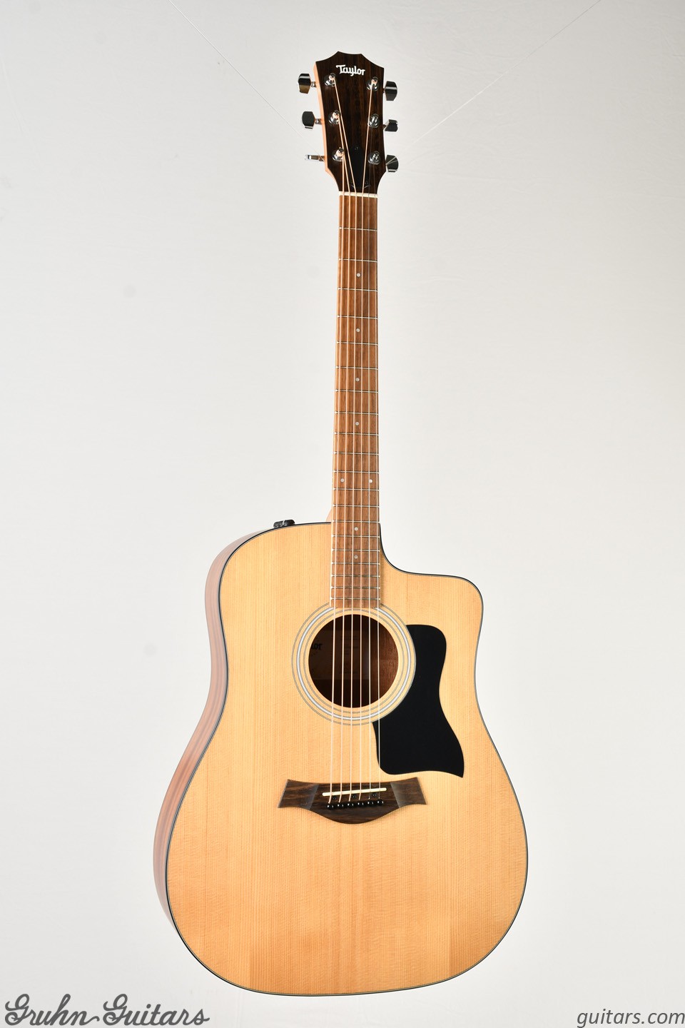 Taylor 110ce Sapele at Gruhn Guitars