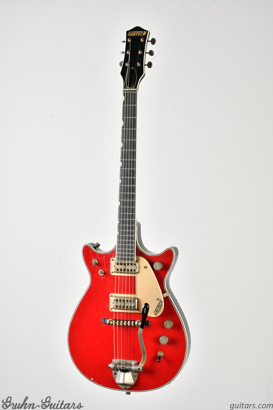 1963 Gretsch Jet Firebird (6131) at Gruhn Guitars