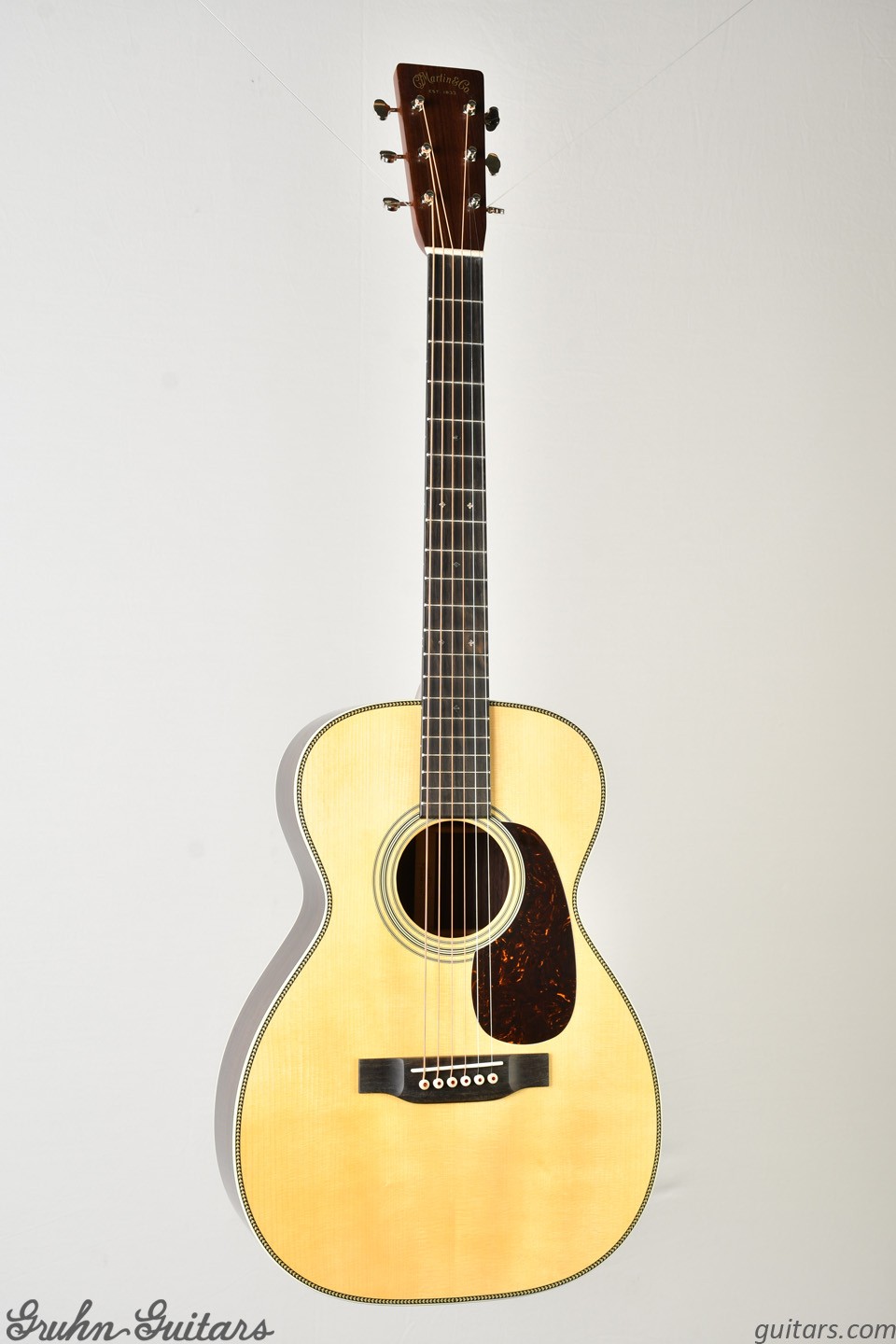 Martin Custom Shop 0-28 at Gruhn Guitars