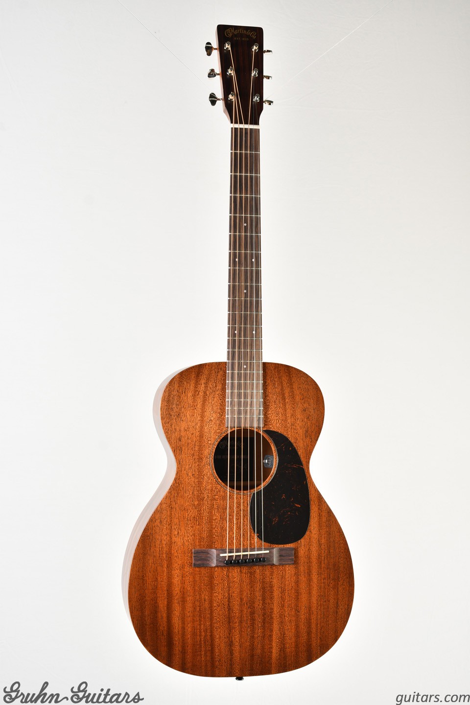 Martin 0-10E Retro Jason Isbell at Gruhn Guitars