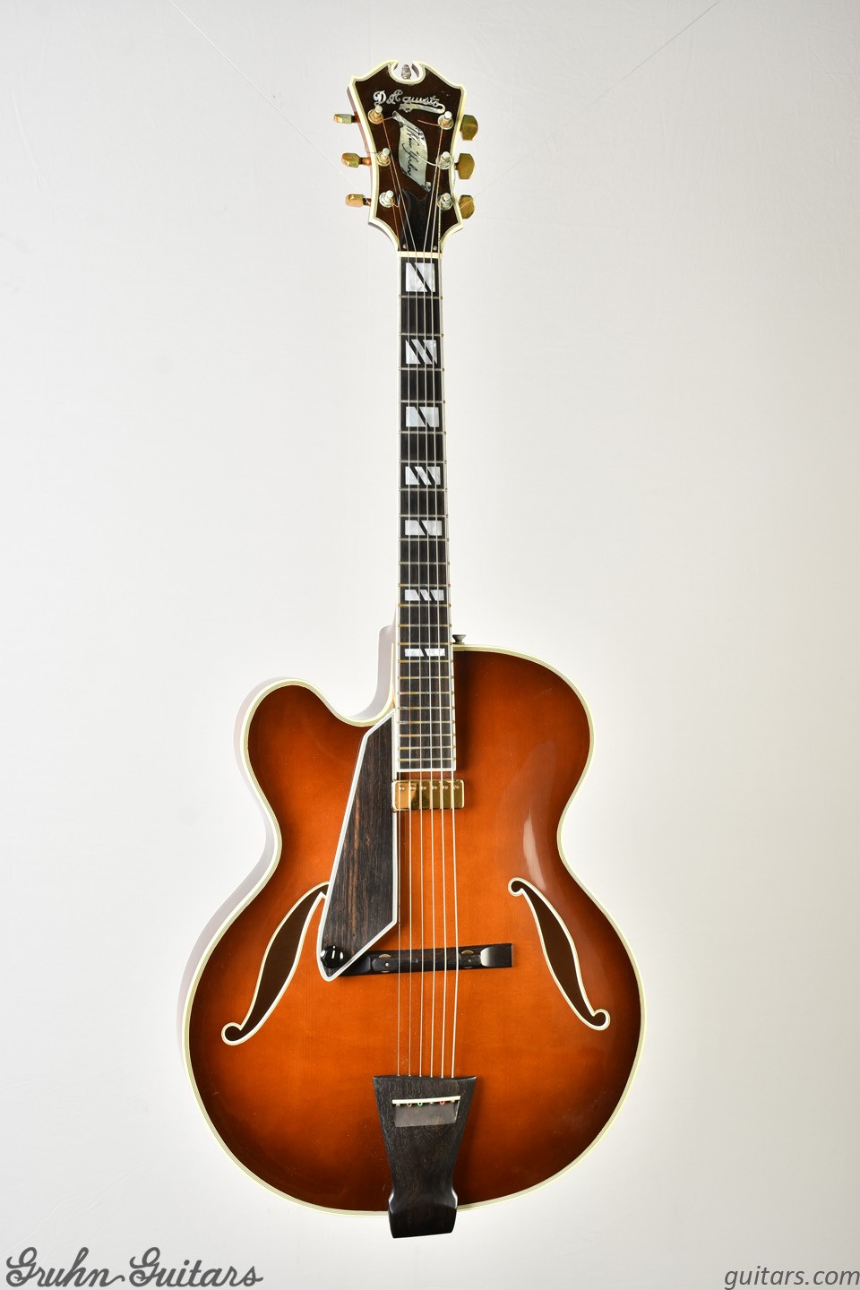 1980 D'Aquisto New Yorker (left handed) at Gruhn Guitars