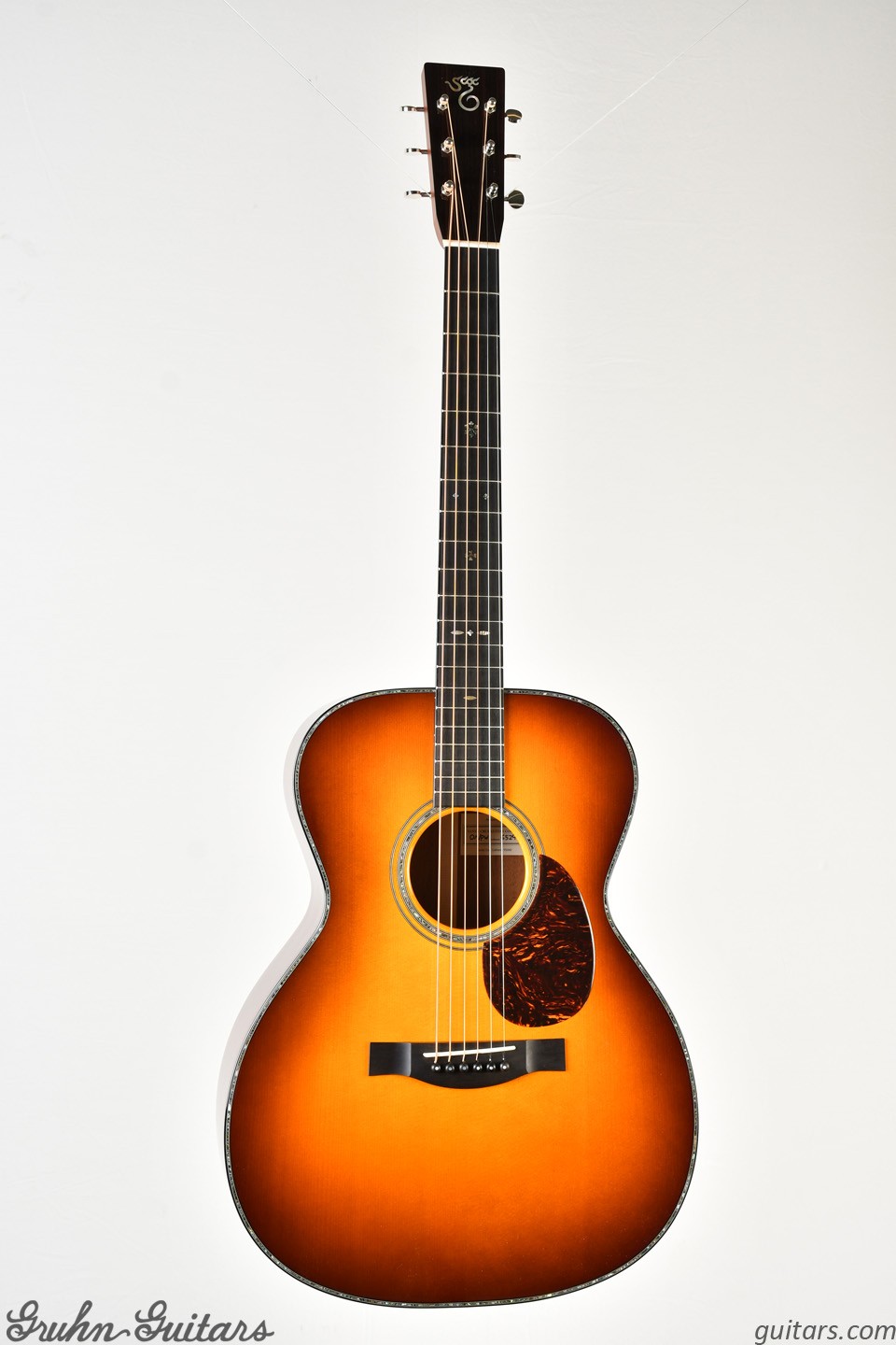 Santa Cruz OM/PW Adirondack / Mahogany at Gruhn Guitars