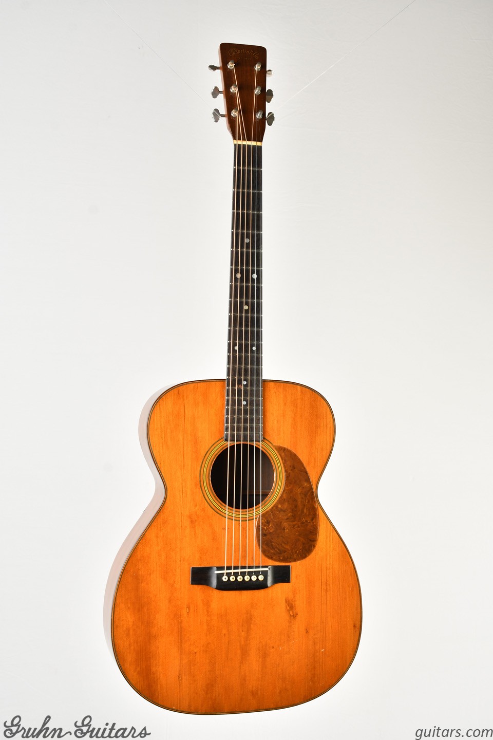 1947 Martin 000-21 at Gruhn Guitars