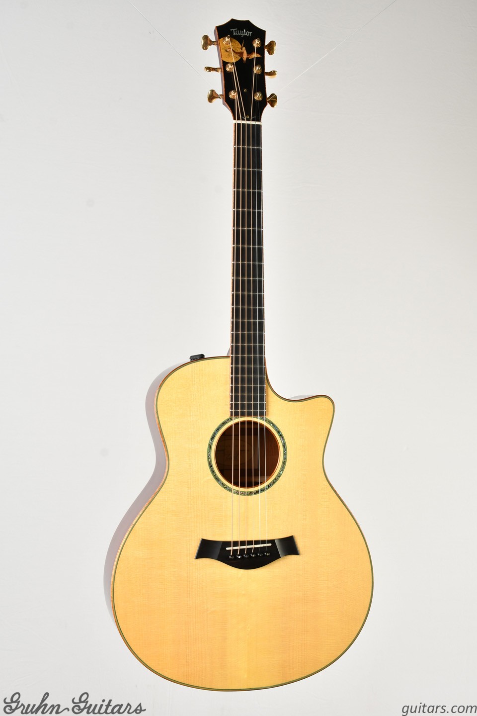 2009 Taylor Custom GS at Gruhn Guitars