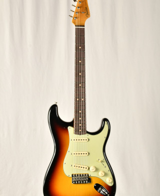 Fender Custom Shop 1963 Stratocaster Journeyman CC 3 Color Sunburst New Gruhn Guitars