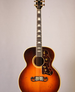 Gibson J-200 c. 1939 | Gruhn Guitars