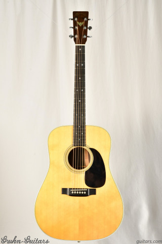 Vintage Martin Guitars For Sale - Martin Flattops | Gruhn Guitars,  Nashville, TN