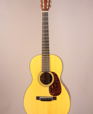 Martin 00 store 12 fret