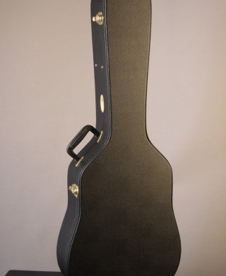 Martin D (14-fret) hard shell case model #C345 new | Gruhn Guitars