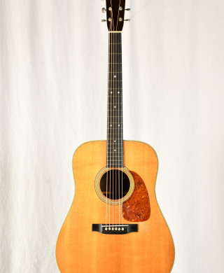 ハン　Martin d-28 Martin D-28 Acoustic Guitar | Martin Guitar