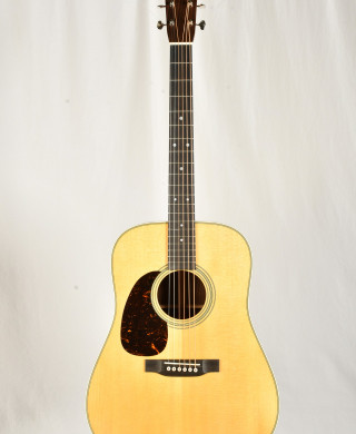 ハン　Martin d-28 Martin D-28 StreetLegend® Acoustic Guitar | Martin Guitar